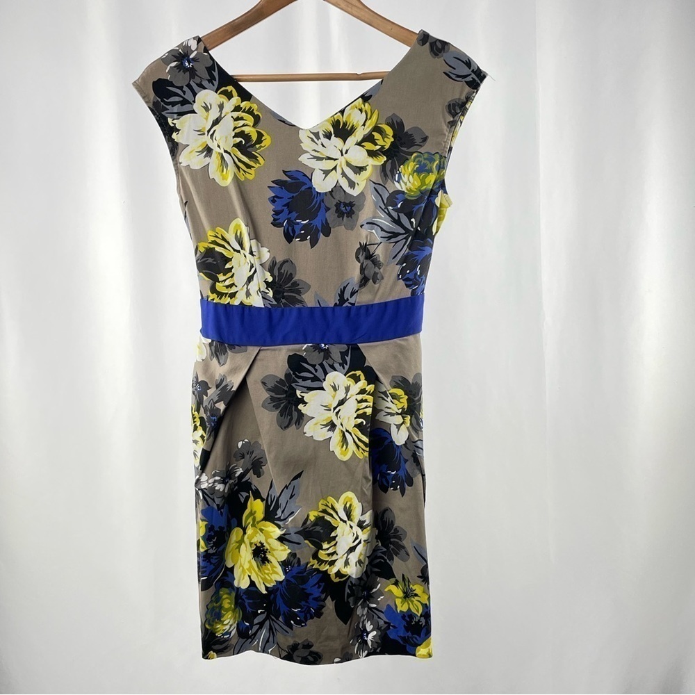 Closet V Neck Floral Shift Dress in Brown Size 14